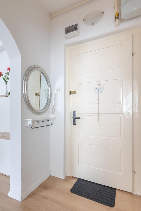Lisinski Apartment With Private Parking ザグレブ エクステリア 写真