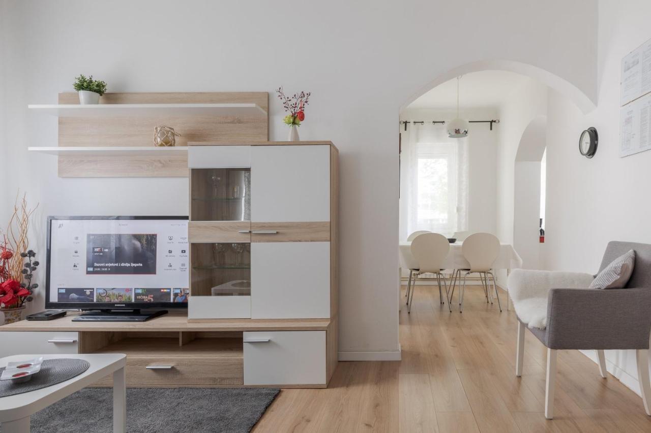 Lisinski Apartment With Private Parking ザグレブ エクステリア 写真
