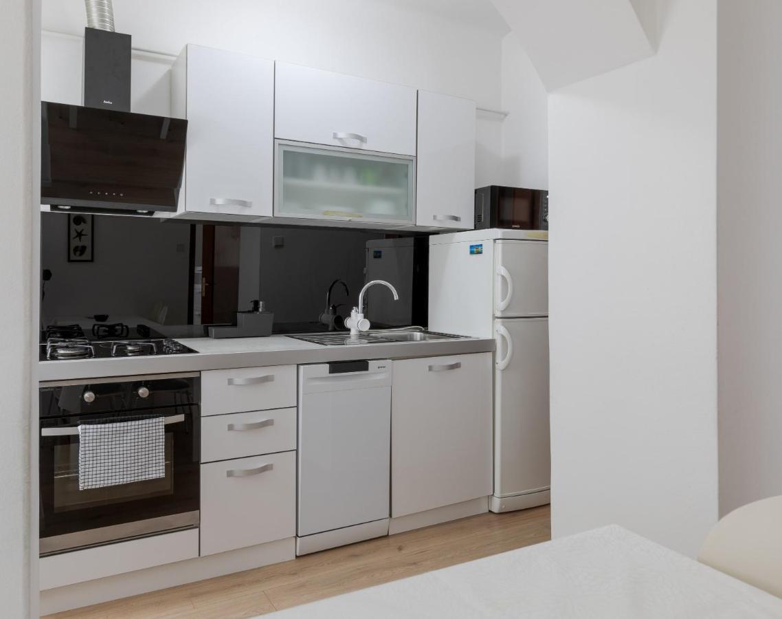 Lisinski Apartment With Private Parking ザグレブ エクステリア 写真